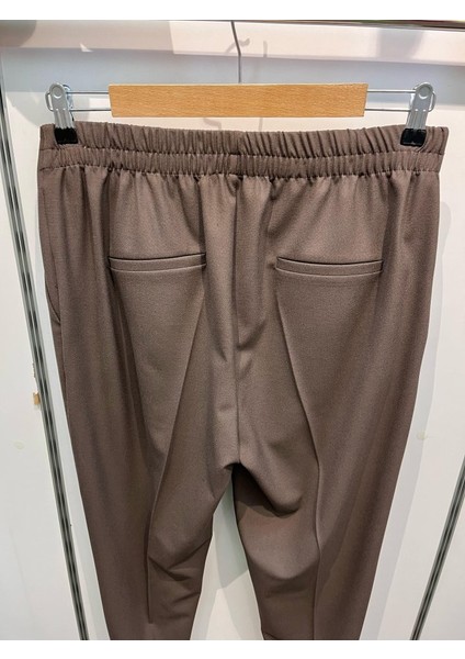 Dekorati̇f Düğmeli̇ Arka Bel Lasti̇kli̇ Pantolon modelleri
