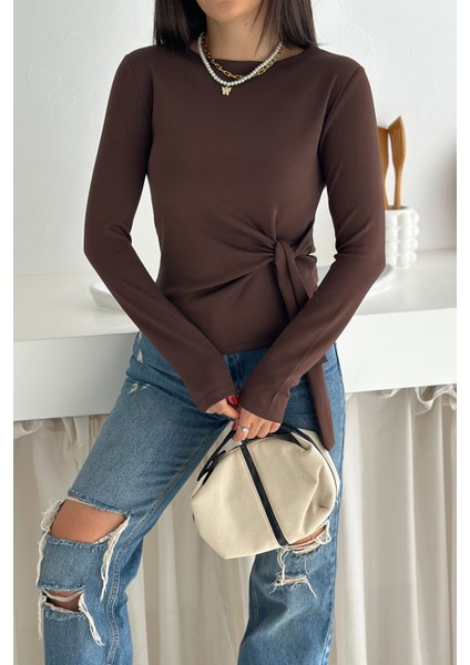 Kadın Belden Bağlamalı Uzun Kollu Bluz – Minimal & Şehirli Stil fiyatları