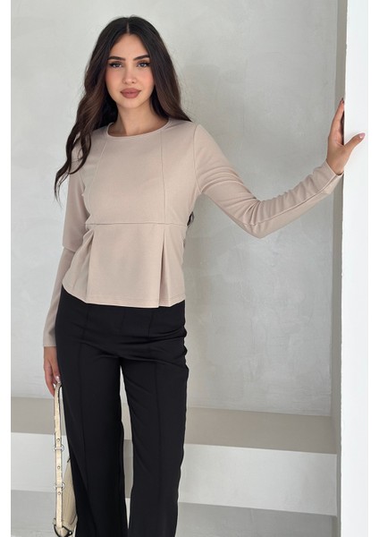 Kadın Volanlı Dikiş Detaylı Premium Bluz – Vücut Şekillendirici & Modern Kesim fırsatları