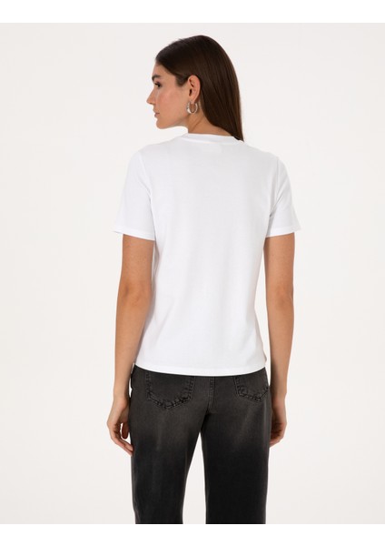 Kadın Beyaz Regular Fit Basic Tişört 50310543-VR013 indirimleri