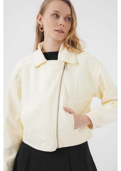 Kısa Kaşe Krem Kadın Ceket 0717 modelleri