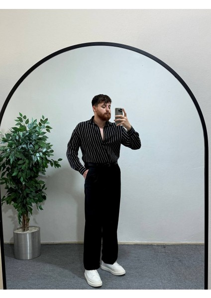 Erkek Siyah Beyaz Dikey Çizgili Yarım Oversize Gömlek Modern Tarz, Nefes Alan Ince Kumaş Şık