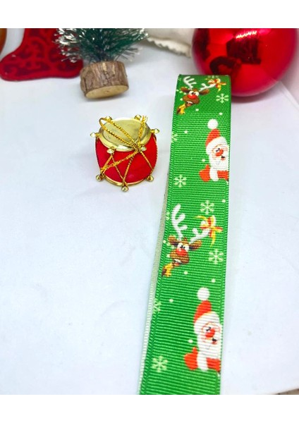 Kırmızı Çam Ağaçlı Desenli Kurdele 4 Metre