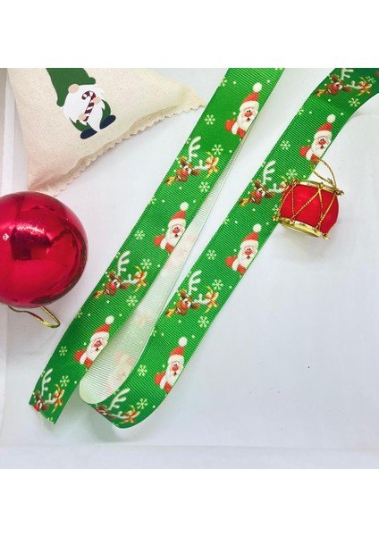 Kırmızı Çam Ağaçlı Desenli Kurdele 4 Metre