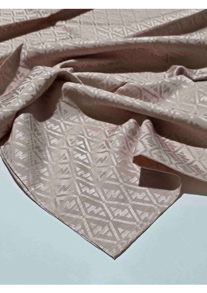 J.ipek Monogram Şal fırsatları