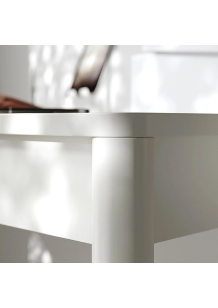 Tonstad Çalışma Masası Kırık Beyaz 140X75 cm fiyatları