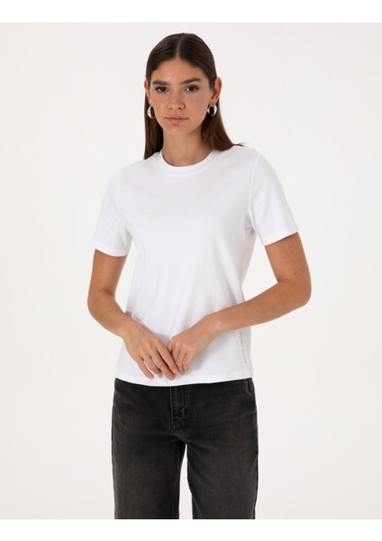 Kadın Beyaz Regular Fit Basic Tişört 50310543-VR013