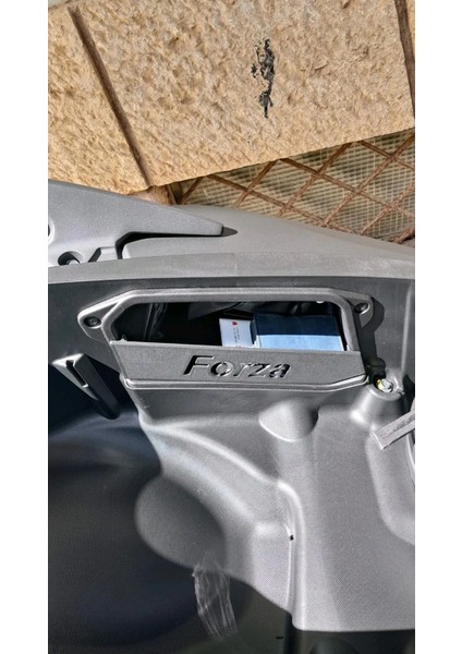 Honda Forza 250 Uyumlu Koltuk Altı Avadanlık Organizeri - Saklama ve Düzenleme Bölmesi fiyatları