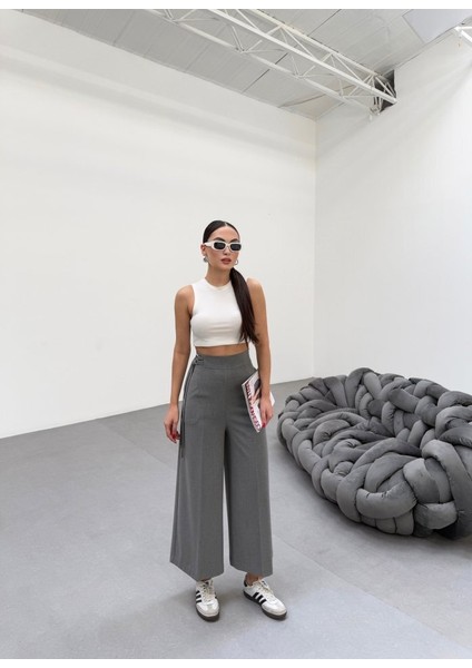 230 gr Poly Viscose Full Lycra Metal Toka Aksesuarli Pantolon