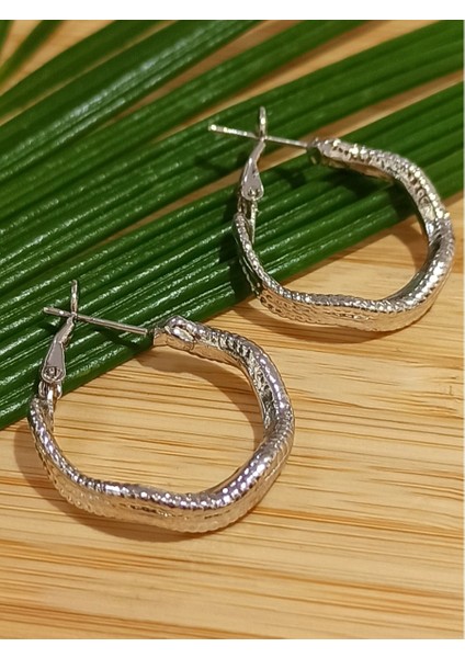 Gümüş Renk Lüks Gösterişli Figürlü Halka Küpe