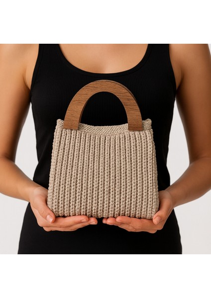 Küçük Kadın El Çantası modelleri