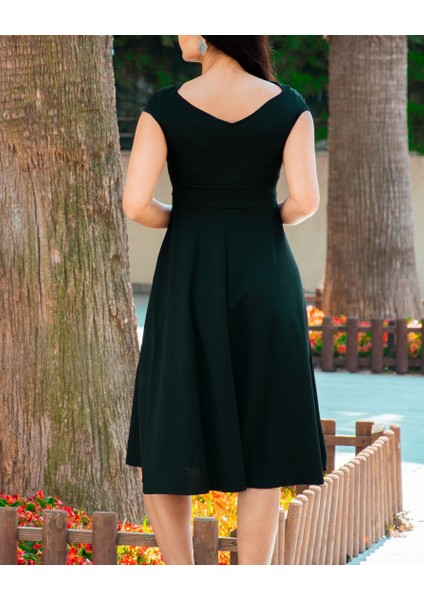 Düşük Omuz Eteği Pileli Krep Kumaş Midi Boy Elbise