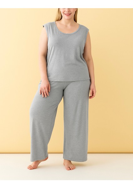 %100 Pamuklu Penye Kumaş Gri Büyük Beden Rahat Sıfır Kol Pijama Takımı