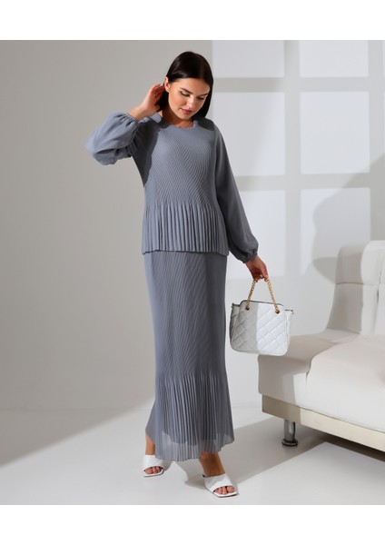 Etek Görünümlü Uzun Pili Elbise fırsatları