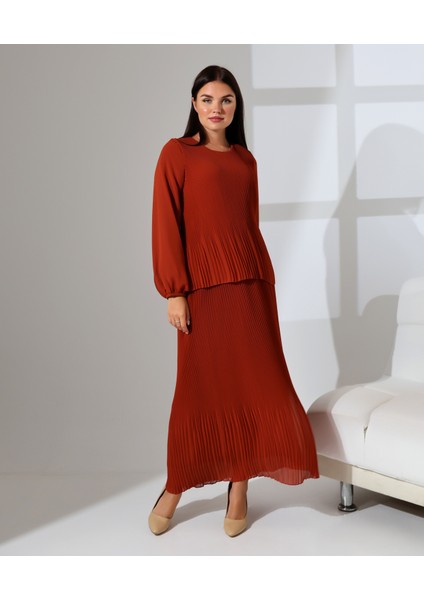 Etek Görünümlü Uzun Pili Elbise fiyatları