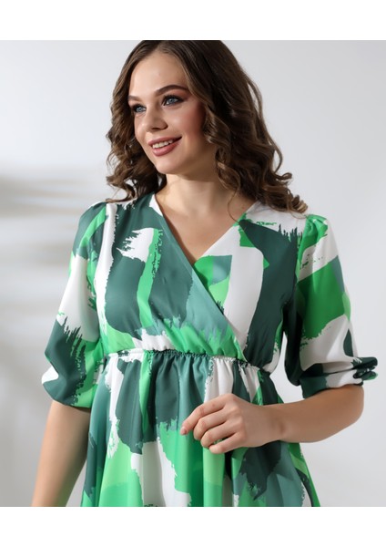 V Yaka Yarım Kol Kısa Elbise fırsatları