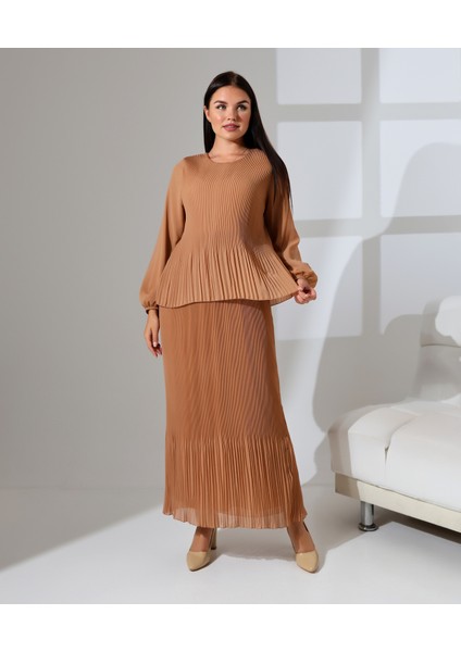 Etek Görünümlü Uzun Pili Elbise fiyatları