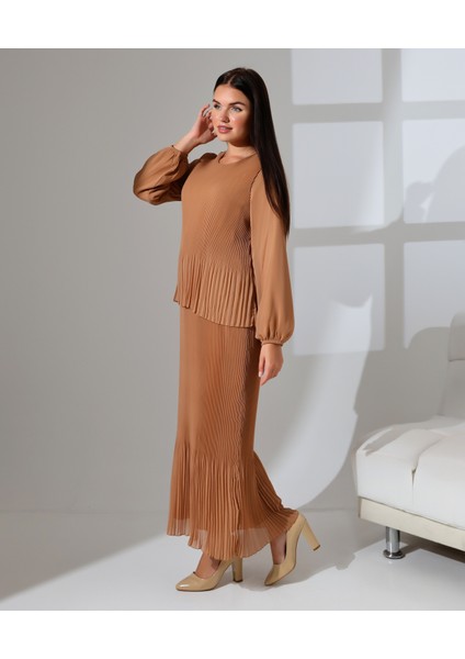 Etek Görünümlü Uzun Pili Elbise modelleri
