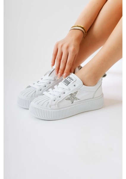 Piata Beyaz Bağcıklı Star Spor Ayakkabı