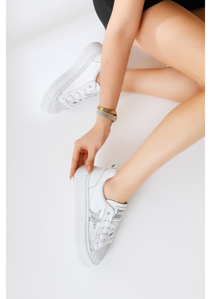 Piata Beyaz Bağcıklı Star Spor Ayakkabı fiyatları