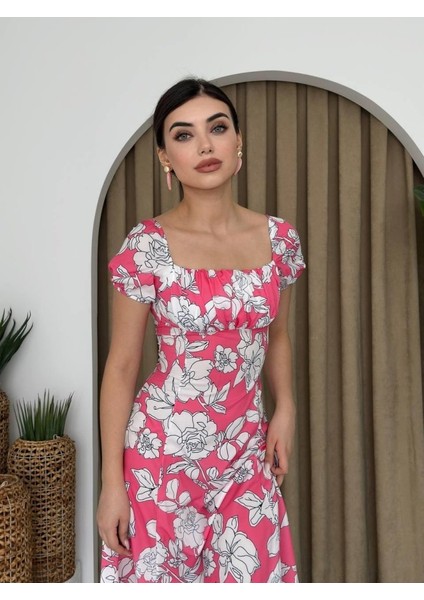 Kare Yaka Çiçekli Elbise