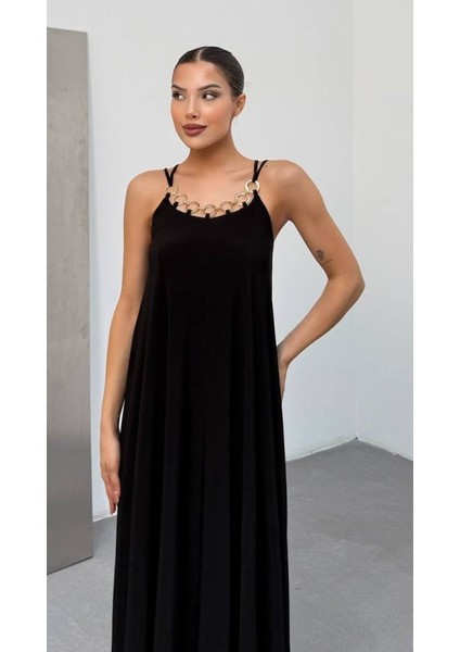 Kadın Omuz Askılı Kuş Gözü Zincir Detay Sandy Kumaş Maxi Boy Elbise