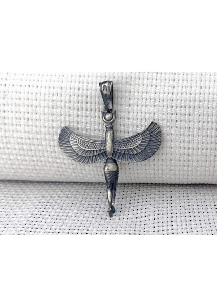 Antik Mısır Tanrıcası Isis Figürlü Üç Boyutlu 925 Ayar Gümüş Erkek Kolye Ucu