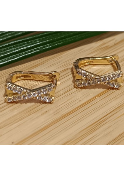 Altın Renk Lüks Gösterişli Figürlü Küçük Yuvarlak Küpe fiyatları