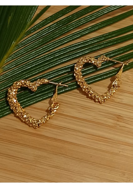 Altın Renk Lüks Gösterişli Kalp Figürlü Küpe fiyatları