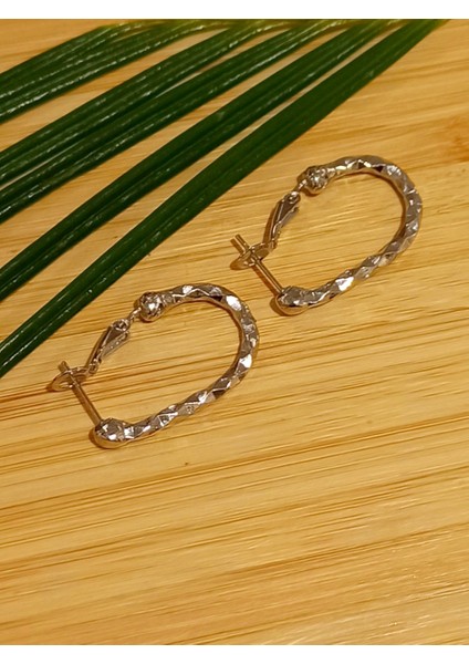 Gümüş Renk Lüks Gösterişli Figürlü Küpe fiyatları