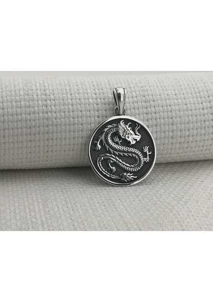 Ejderha Model 925 Ayar Gümüş Erkek Kolye Ucu