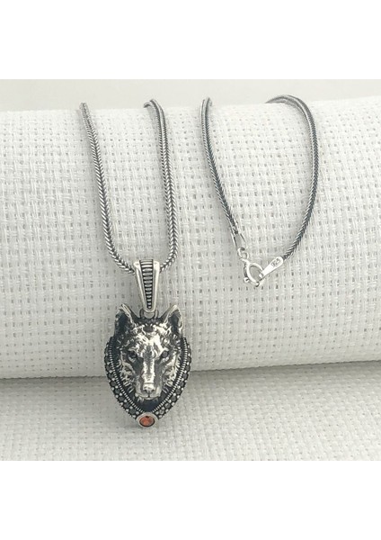 Kırmızı Taşlı Kurt Kafası 925 Ayar Gümüş Erkek Kolye