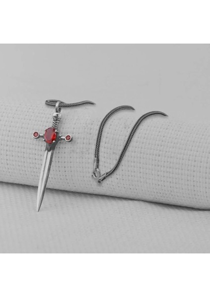 Kırmızı Taşlı Zirkon Şovalye 925 Ayar Gümüş Erkek Kolye