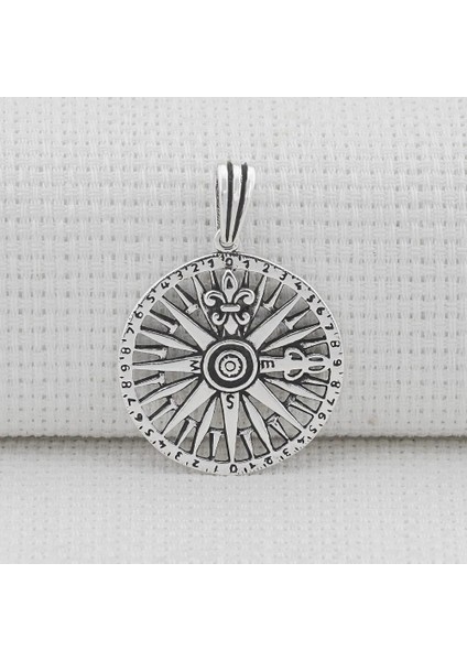 Acı Tasarımlı Pusula 925 Ayar Gümüş Erkek Kolye Ucu