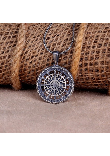 Güneş Tanrısı 925 Ayar Gümüş Erkek Kolye