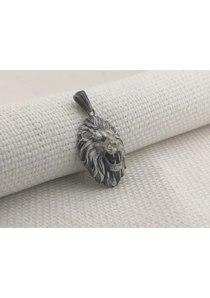 Kükreyen Aslan Üç Boyutlu 925 Ayar Gümüş Erkek Kolye Ucu