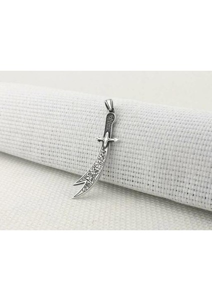 Zülfikar Figürlü Dualı 925 Ayar Gümüş Erkek Kolye Ucu