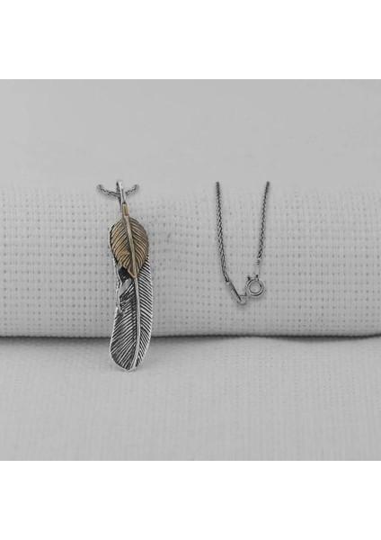 Tüy Motifli 925 Ayar Gümüş Erkek Kolye