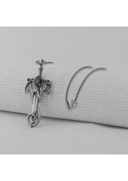 Ejderha Şovalye Tasarımlı 925 Ayar Gümüş Erkek Kolye
