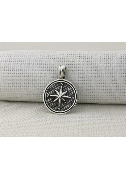 Yuvarlak Pusula Tasarılı 925 Ayar Gümüş Erkek Kolye Ucu