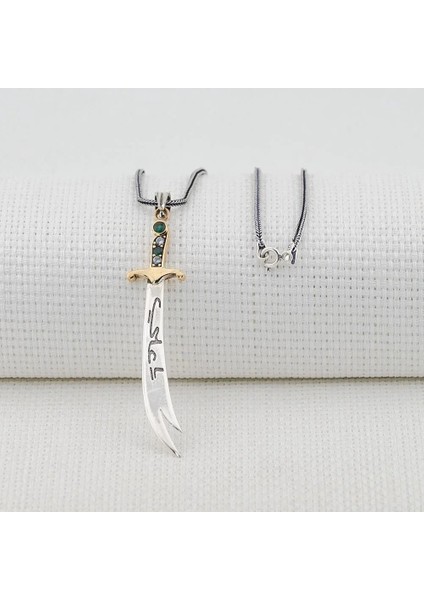 Hz Ali Yazılı Zulfikaryeşil Beyaztaşlı 925 Ayar Gümüş Erkek Kolye