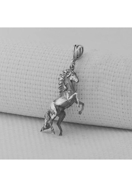 Dört Nala Koşan Üç Boyutlu 925 Ayar Gümüş Erkek Kolye Ucu