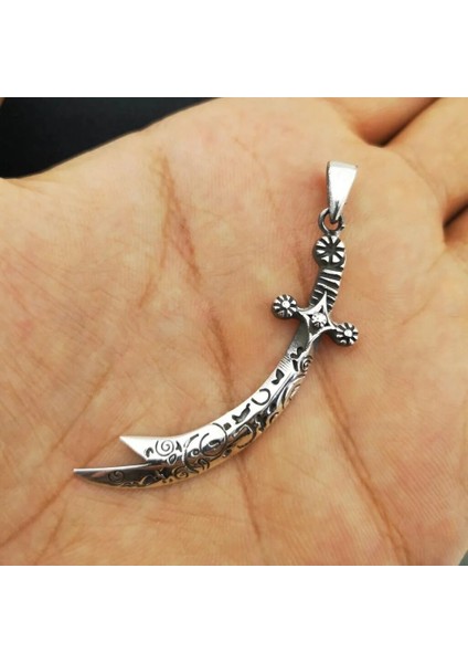 Hz Ali Yazılı Zulfikar 925 Ayar Gümüş Erkek Kolye Ucu