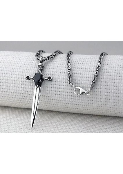 Zirkon Taşlı Şovalye 925 Ayar Gümüş Erkek Kolye