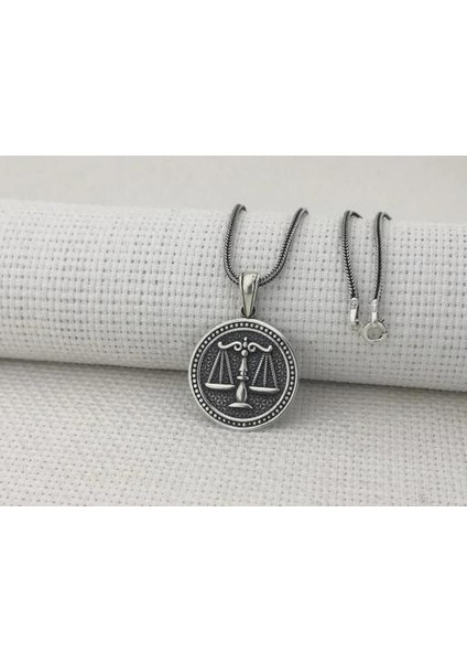Terazi Tasarımı 925 Ayar Gümüş Erkek Kolye