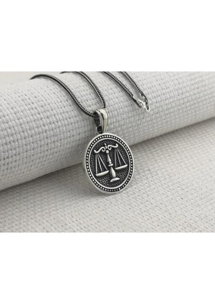 Terazi Tasarımı 925 Ayar Gümüş Erkek Kolye