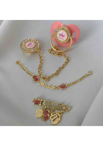 Altın Kaplama Zirkon Taşlı Emzik Seti – Maşallah Iğnesi & Bebek Künyesi Dahil modelleri