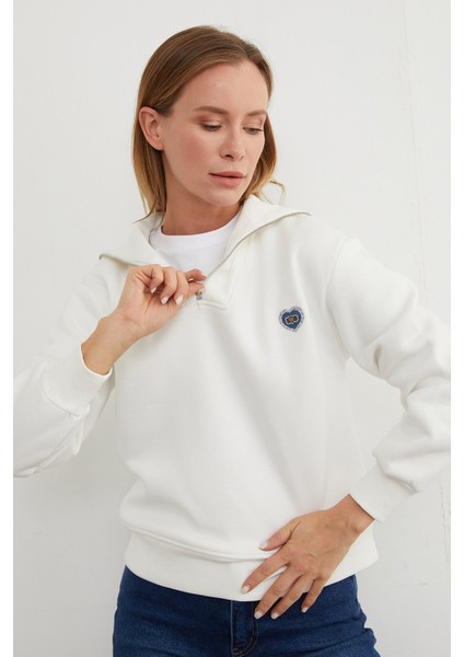 3 Iplik Kalp Nakışlı Yarım Fermuarlı Sweatshirt modelleri