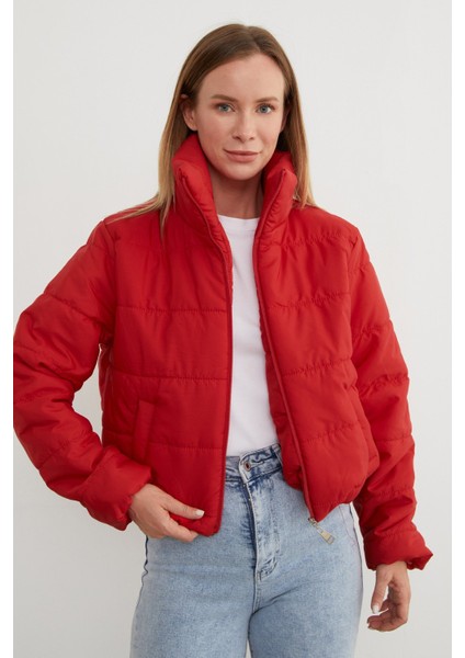 Beli Lastikli Kısa Şişme Mont modelleri