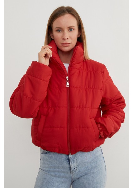 Beli Lastikli Kısa Şişme Mont fırsatları